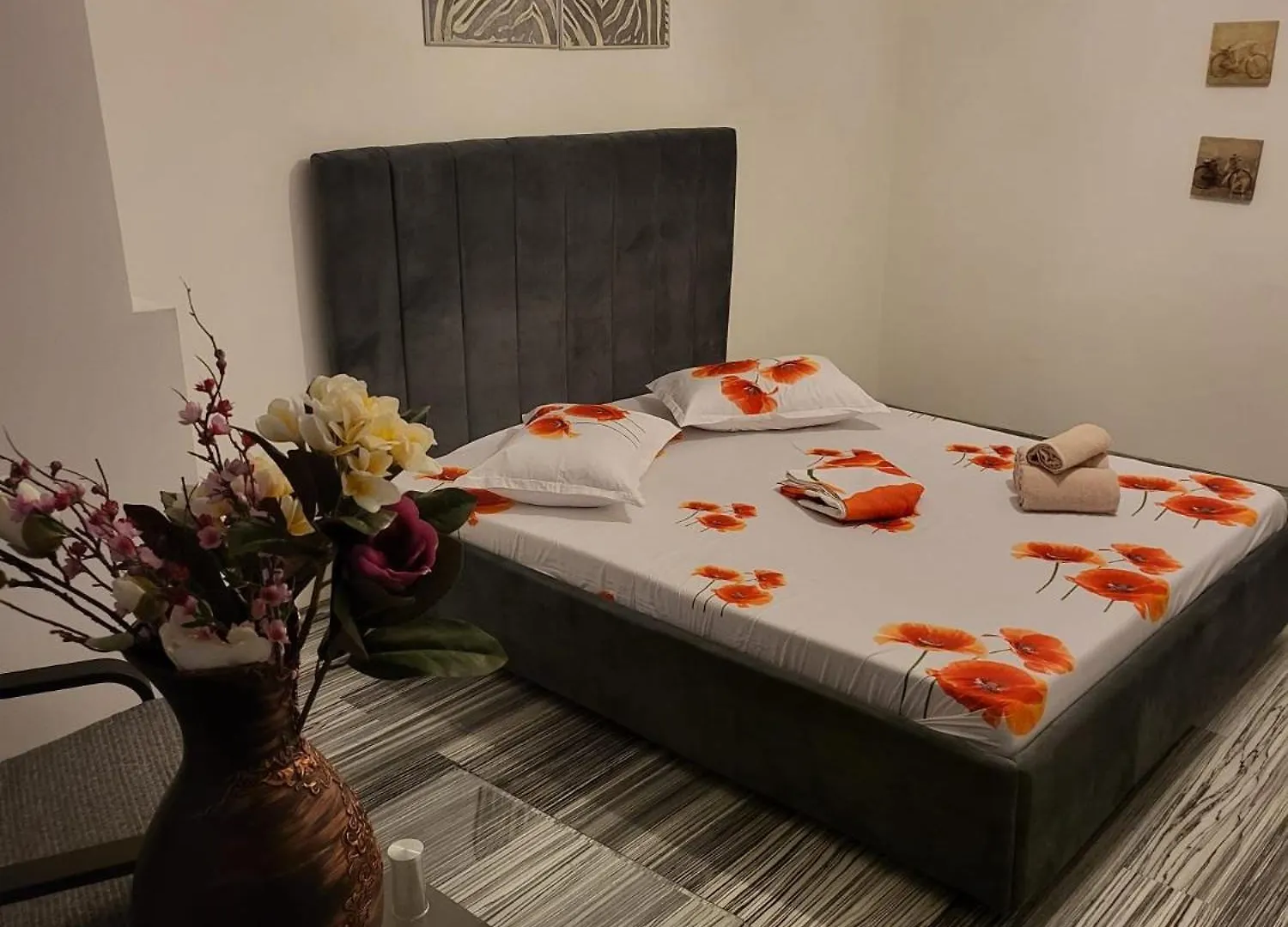 Enzso Residence Ap 2 Cam,Piata Natiunile Unite, Nr3-5,Bloc B2, Sc2, Et 1, Ap34 Бухарест