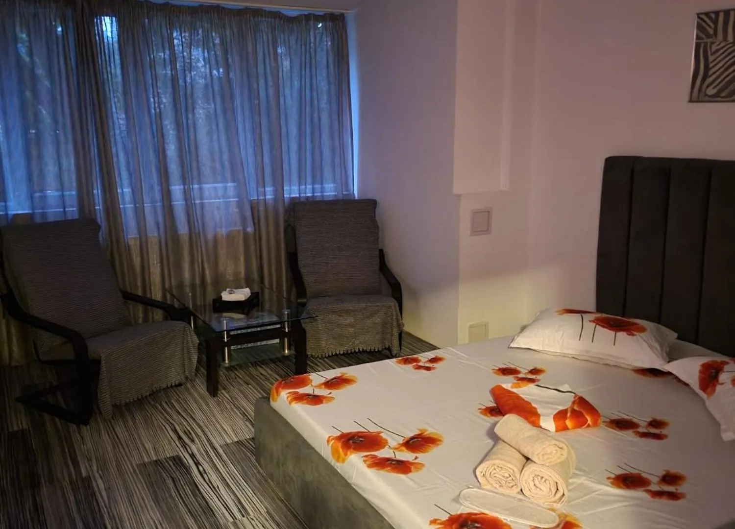 Enzso Residence Ap 2 Cam,Piata Natiunile Unite, Nr3-5,Bloc B2, Sc2, Et 1, Ap34 Бухарест